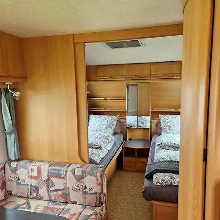 Caravane 1-4 Personnes